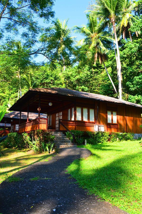 Kungkungan Bay Resort Bitung Esterno foto